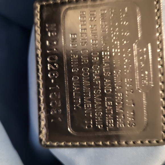 Coach Poppy Graffitti Floral Tote. - Picture 5 of 7